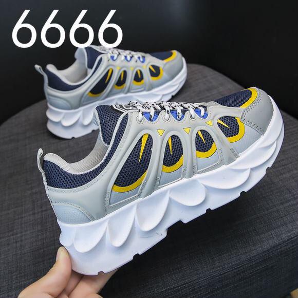Men fashion canvas