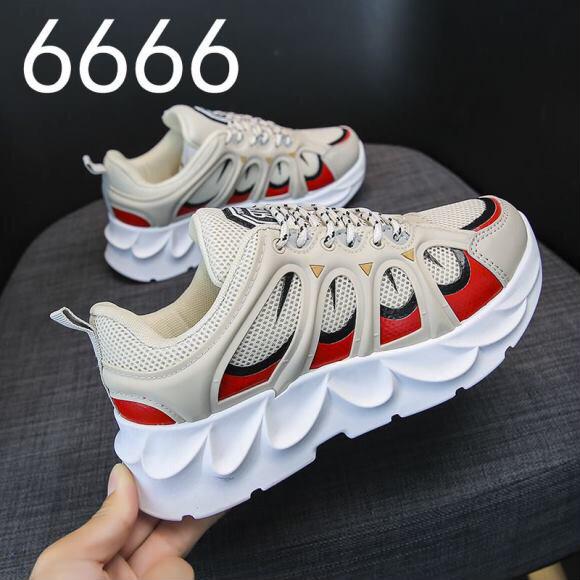 Men fashion canvas