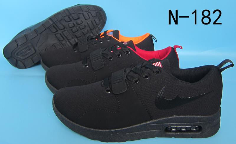 Men black sneakers
